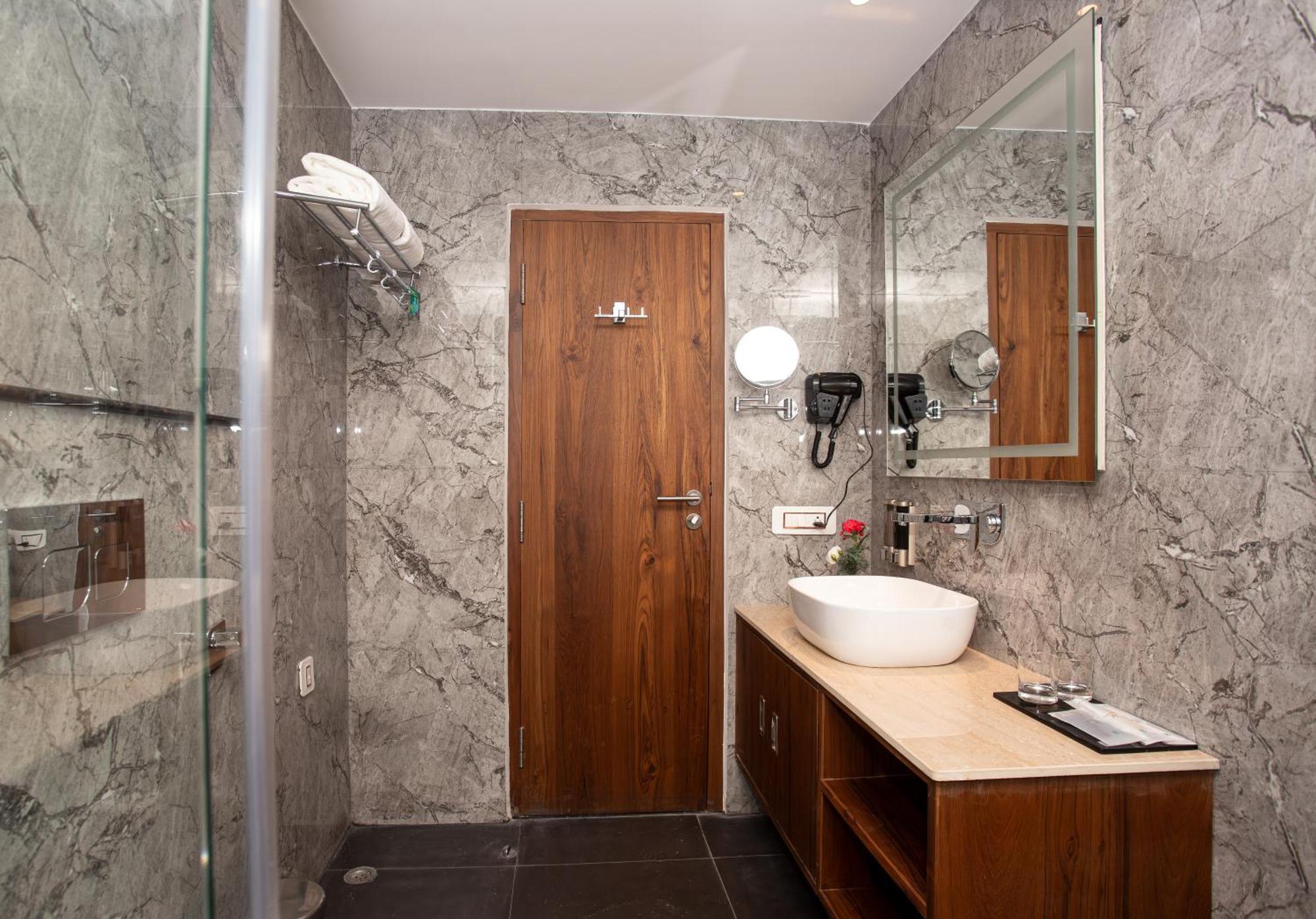 The Belvedere Himalayan Retreat, Mcleodganj, By Leisure Hotels McLeod Ganj Exteriör bild